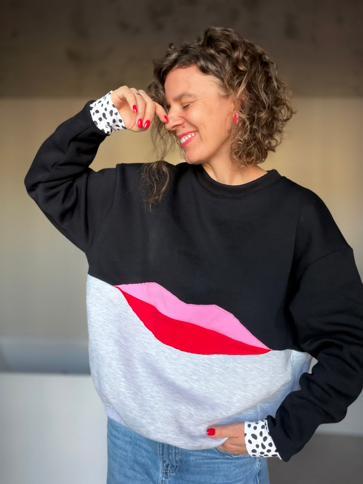 Bluza z ustami KISS ME