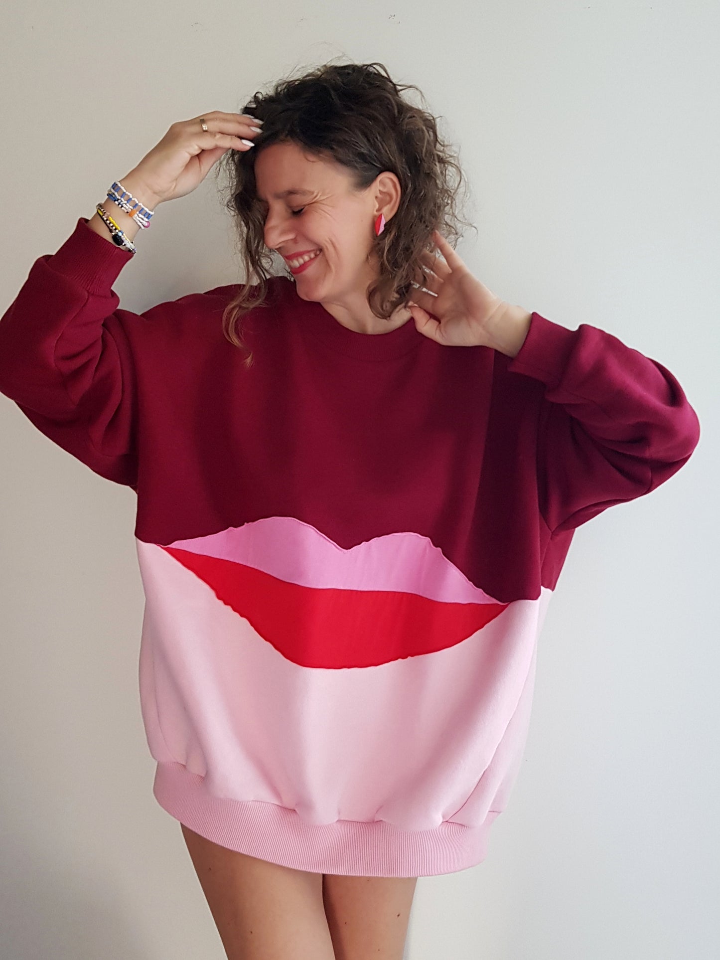 Bluza z ustami KISS ME